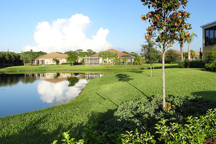Palma Sola Trace Villas on the pond villa on pond